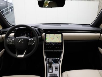 Lexus LBX